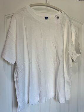 Old Navy White Tee XL Short Sleeve Crew Neck Basic NWT